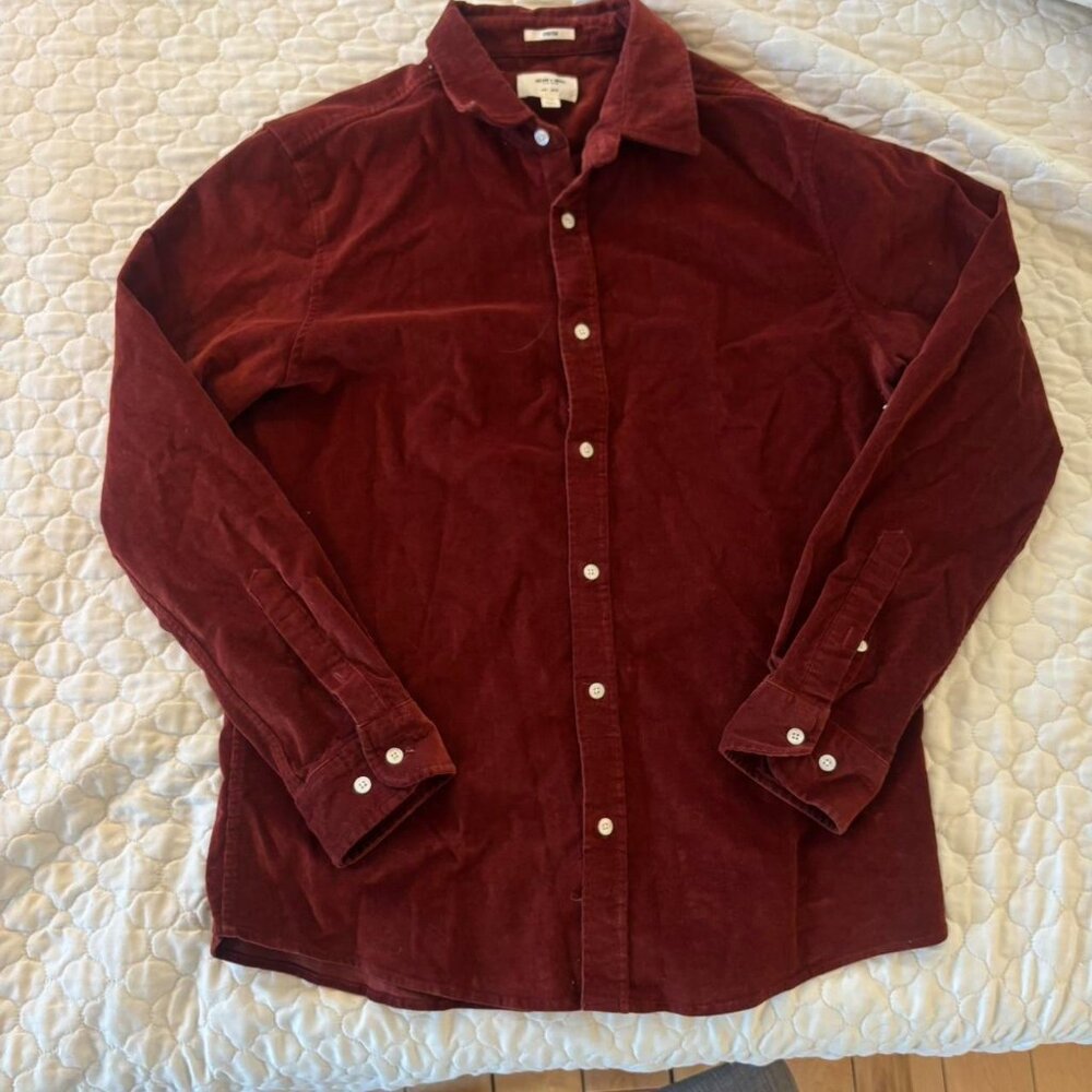 Julian & Marc Women’s Burgundy Corduroy Button-Up Shirt w/ Collar Size L